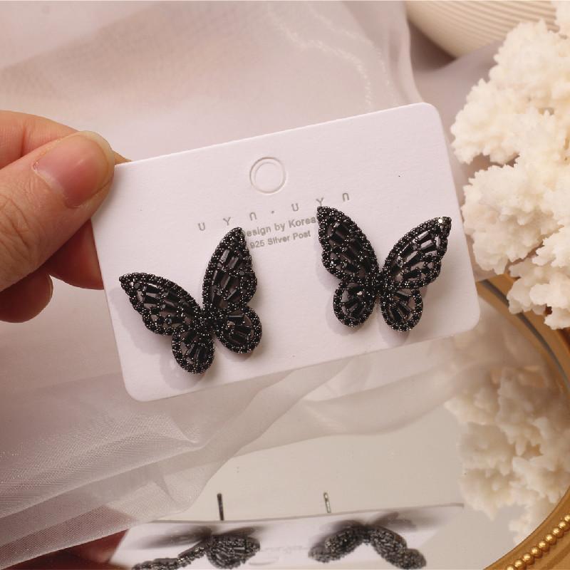 

Stud 2021 Korean Selling Fashion Jewelry Exquisite Copper Inlaid Zircon Black Smart Butterfly Female Elegant Earrings