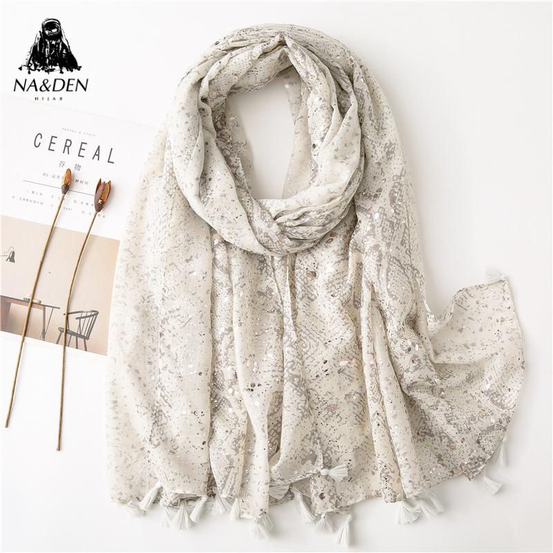 

Scarves Fashion Wash Gold Spots And Printing White Scarf With Tassels Hijab Kaleidoscopic Shawl Soft Turban Women Muslim Hijabs