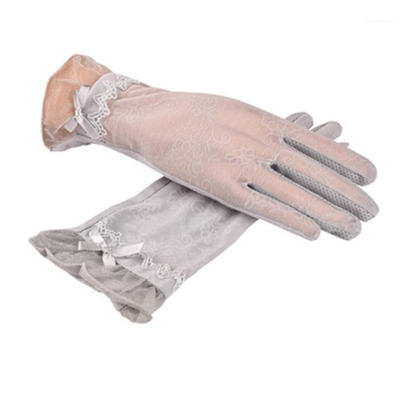 

Spring and summer short sports breathable lace silk sunscreen gloves ladies ultra-thin outdoor gloves E101