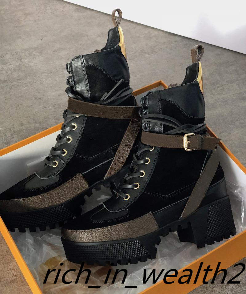 

New Women Designer Boots Martin Desert Boot Flamingos Love Arrow 100% Real Leather Medal Coarse Non-Slip Winter Shoes Size 36-42