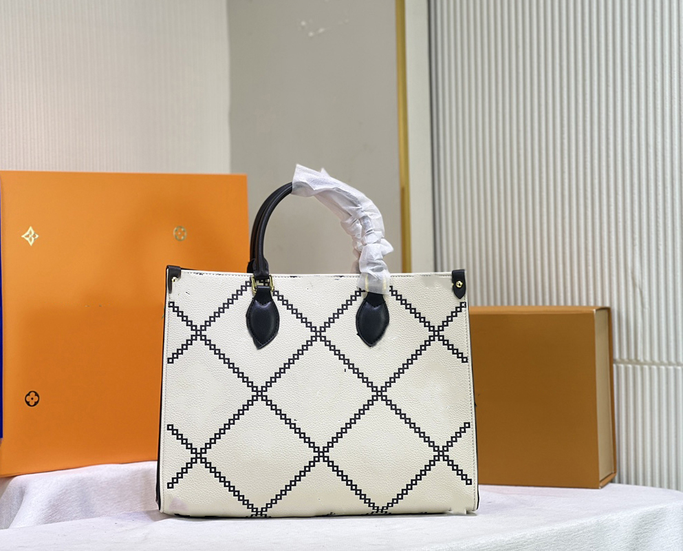 

Designer top quality lady shopping bag hand-held canvas leather large capacity open mouth luxury mother and baby with classic fashion size 34-26-13cm M45495