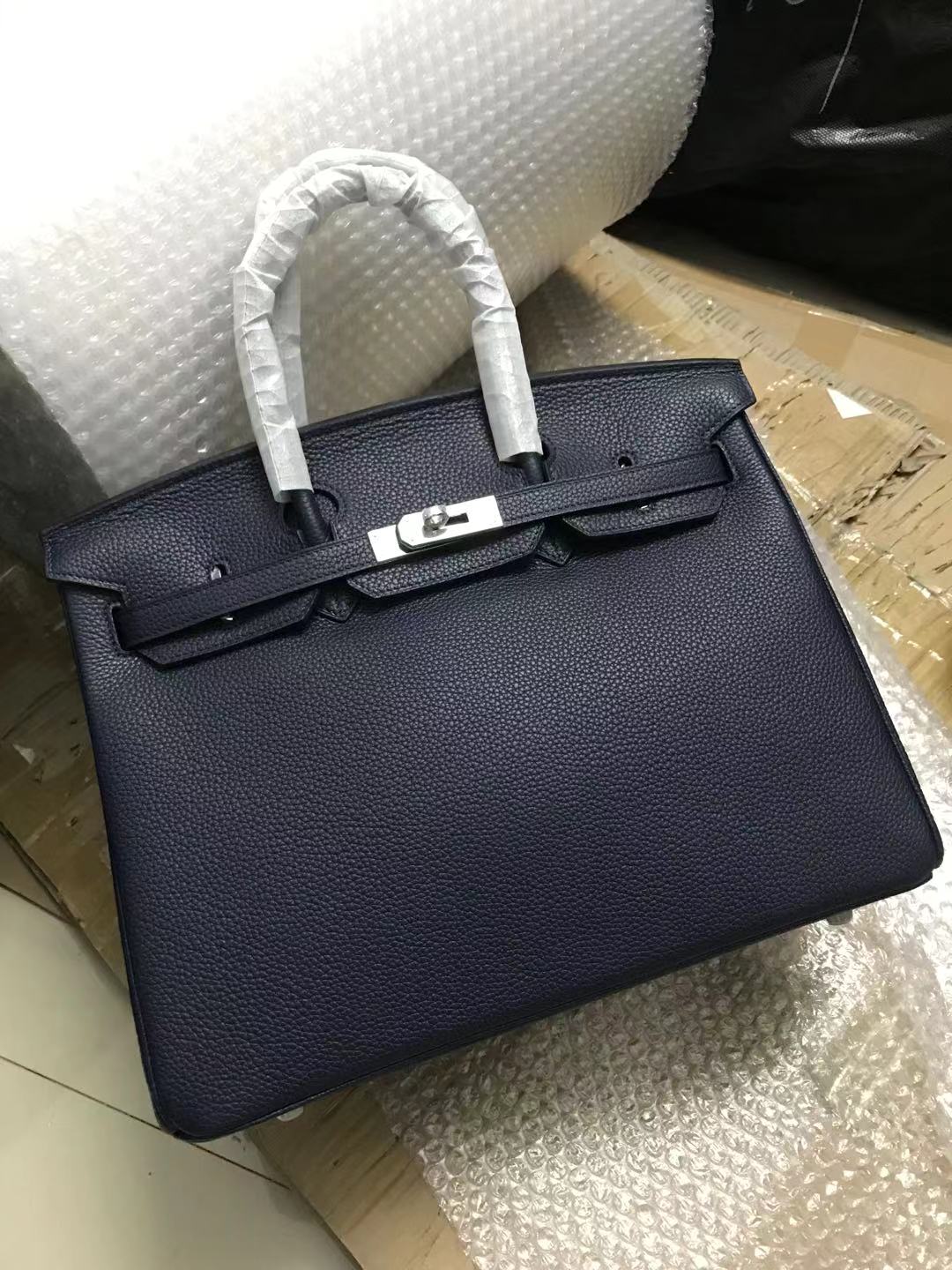 

wholesale togo leather navy blue,dark blue desingers handbag35cm,half handmade,wax thread gold and silver hardware for chosen, Dark navy