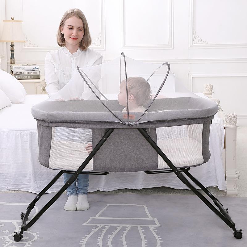 

multi-function Newborn baby crib fortable baby shaker foldable European style cradle bed sleeping basket 0-3years old1