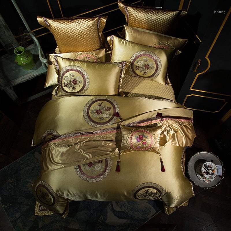 

27 4/6/9-Pieces Silver gold Bedding Set Queen King Size Bed Set Jacquard Lace Duvet Cover Bed Sheet Linen1
