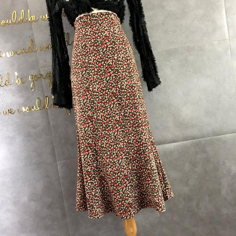 

Corduroy Vintage Floral Print Long Skirts Women Korean Mermaid Skirt Elastic Waist 2020 New Autumn Winter Fashion Mid Skirt, Red
