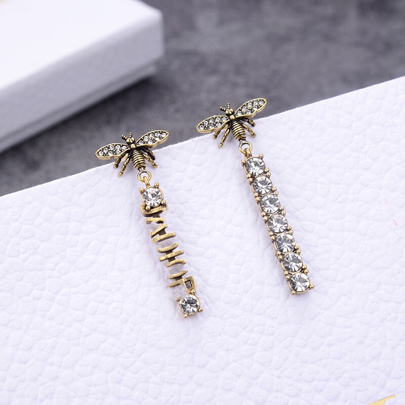 

luxury Designer Jewelry Fashion Earrings women bee earrings with diamond letter Brass material Letter stamps double chains charm for girl, Golden