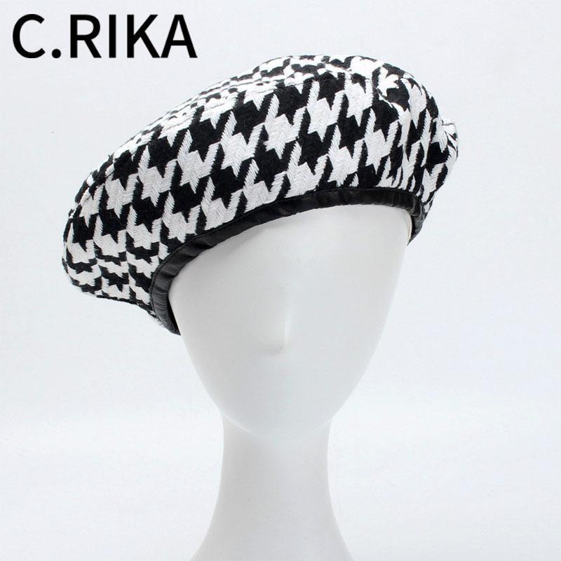 

Berets 2021 Autumn Winter Black White Plaid Women Fashion Warm Beret Knit Femal Flat Caps Ladies Girls Artist Cap French Ha1