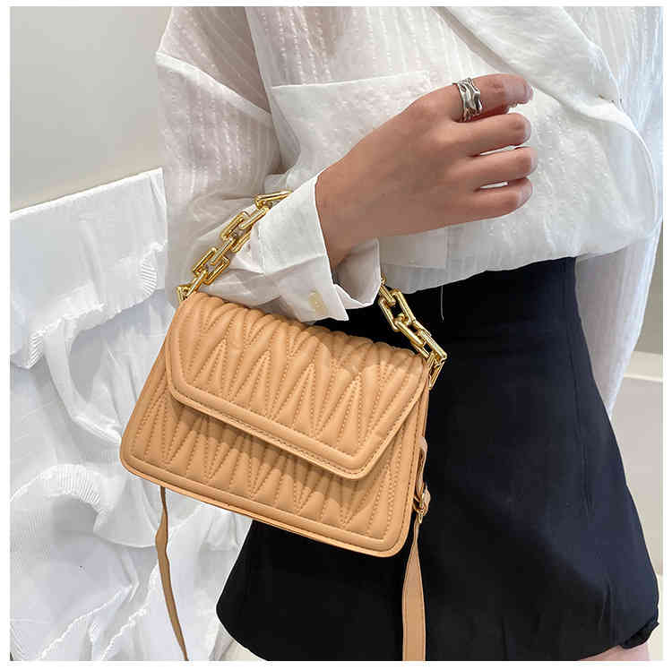 

Evening Bags and HBP European American fashion retro one-shoulder pleated slanted cross-bag summer trend white casual texture chain small square bag ALRS, Custom