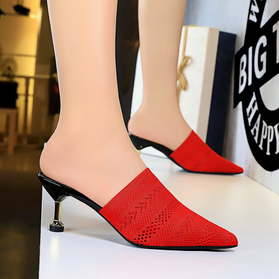 

2021 New Summer-style Retro-closed-toed Foot Women's Heels Pointed to Hollow Wool Slippers 9rxv, Red