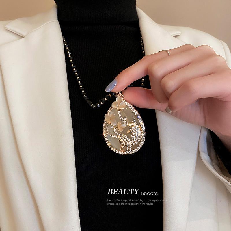 

Pendant Necklaces Minar Sweet Bling Crystal Water Drop For Women Femme Rhinestone Flowers Black Beads Necklace Wholesale