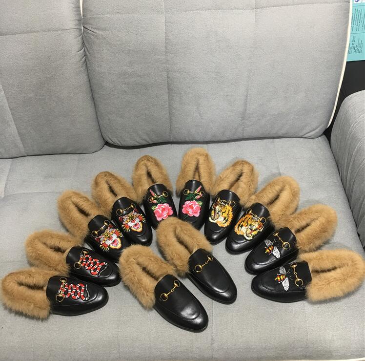 

Womens Mens Unisex Designer Winter Furry Leather velvet loafers with fur Size EUR34-45 horsenbit Men ladies Luxury Flats shoes many styles, Good shopping