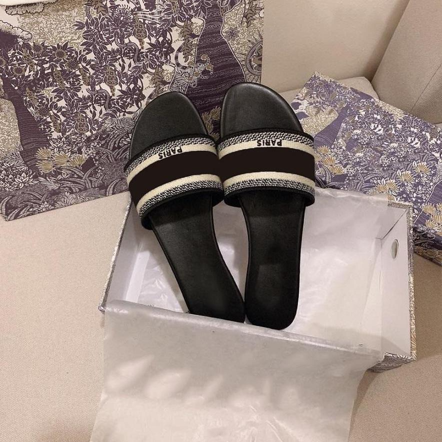 

Ladies Classics Sandals Fashion Slippers Slides Floral Brocade Gear Bottoms Flip Flops Women Shoes Striped Beach Causal Slipper with Box, Black