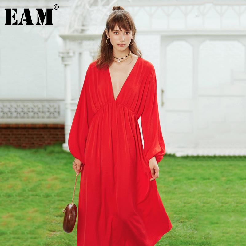 

EAM] Women Red Pleated Temperament Long Dress New V-Neck Long Puff Sleeve Loose Fit Fashion Tide Spring Autumn 2020 1B127
