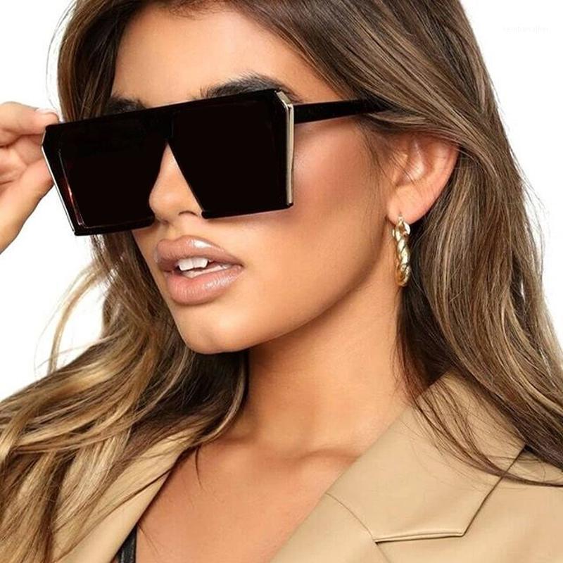 

Sunglasses Fashion Square Women Big Black Sun Glasses Female Mirror Shades Ladies Feminino1