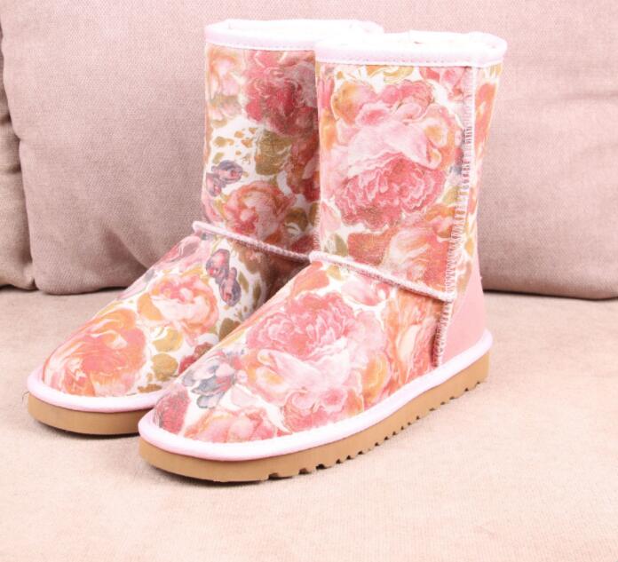 Hot AUS Novel 5825 women short snow boots painting Graffiti keep warm boot Sheepskin Cowskin Genuine Leather Waterproof Plush boots with dustbag