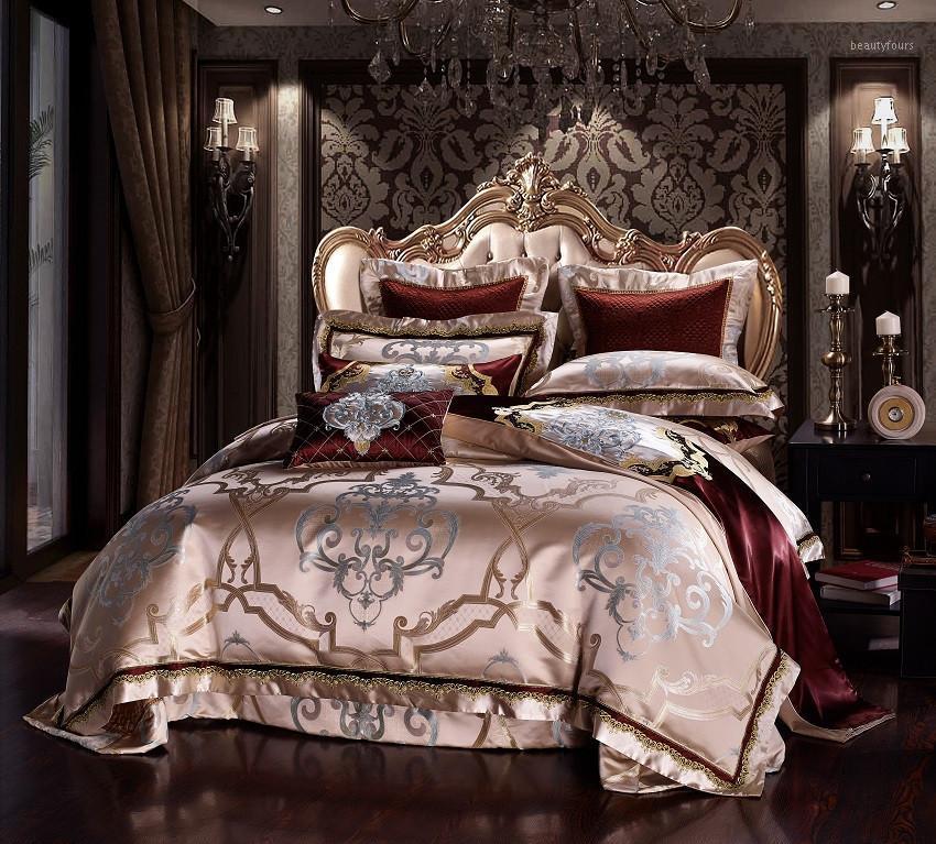 

Golden Silk Cotton Luxury Satin Jacquard Bedding Set Queen King size Wedding Bedding Sets Bed Sheet/Spread Set Duvet Cover1