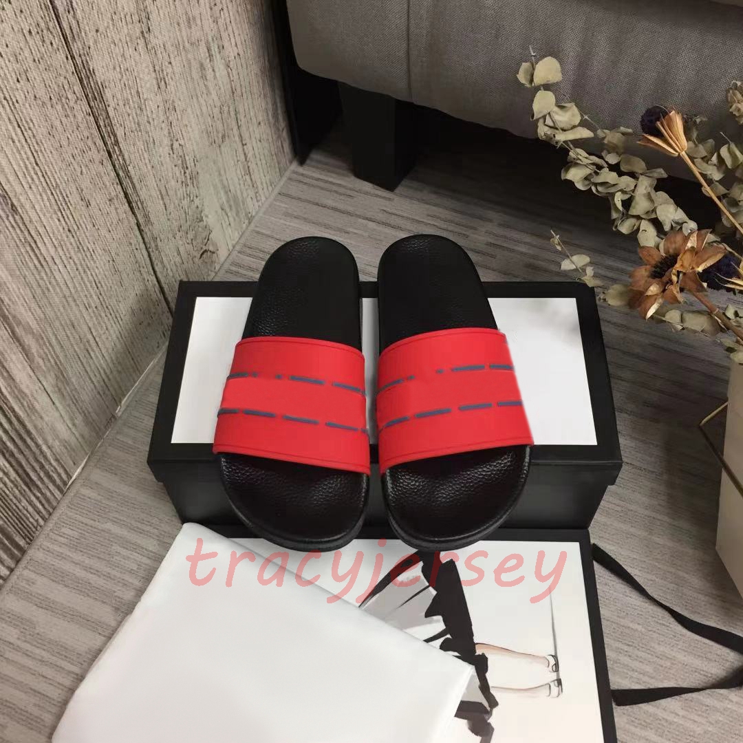 

Slides Mens Women Slippers Ladies Fashion Bathroom Home Flip Flops Loafers Men Summer Beach Wide Flat Sandals Casual Slipper Size 36-48