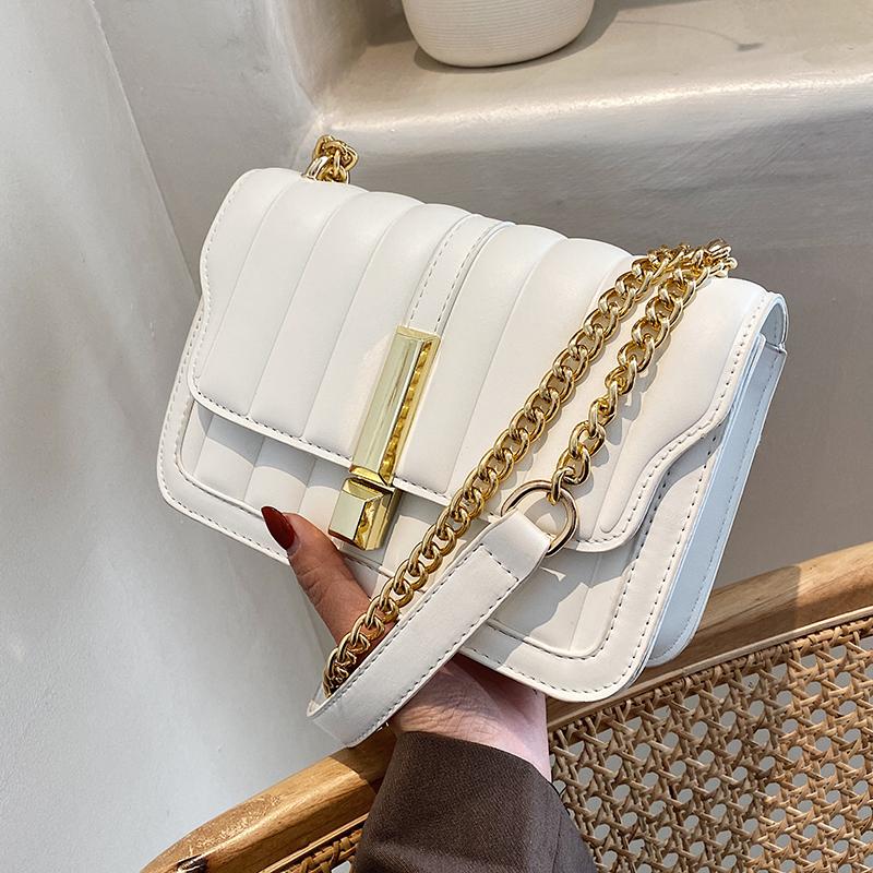 

Niche Design Popular Chain Handbag New Fashion High-end Shoulder Square Bag Messenger Bag Underarm Dual-use Width: 22cm, Black