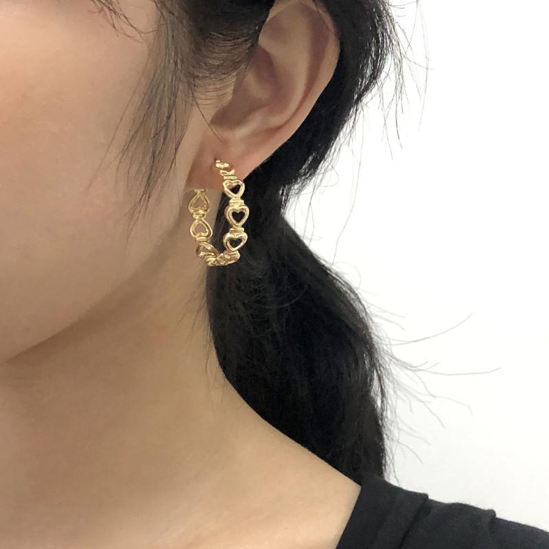 

Stud Fashion Heart Circle Earrings For Women Trendy Elegant Cute Gold Color Round Pendant Jewelry Brincos Gifts