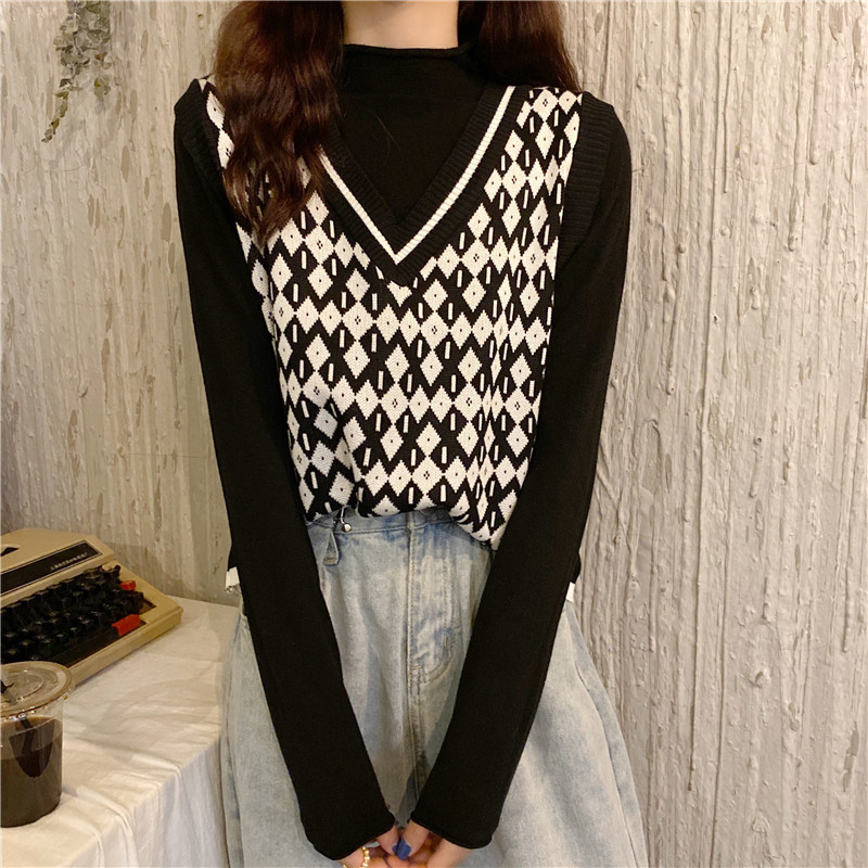 

2021 Women's Couch and T-shirt 2 Patch Defines Autumn Derby New Korean Suit Vintage Sweat with Collection t Top T2LS, Green.