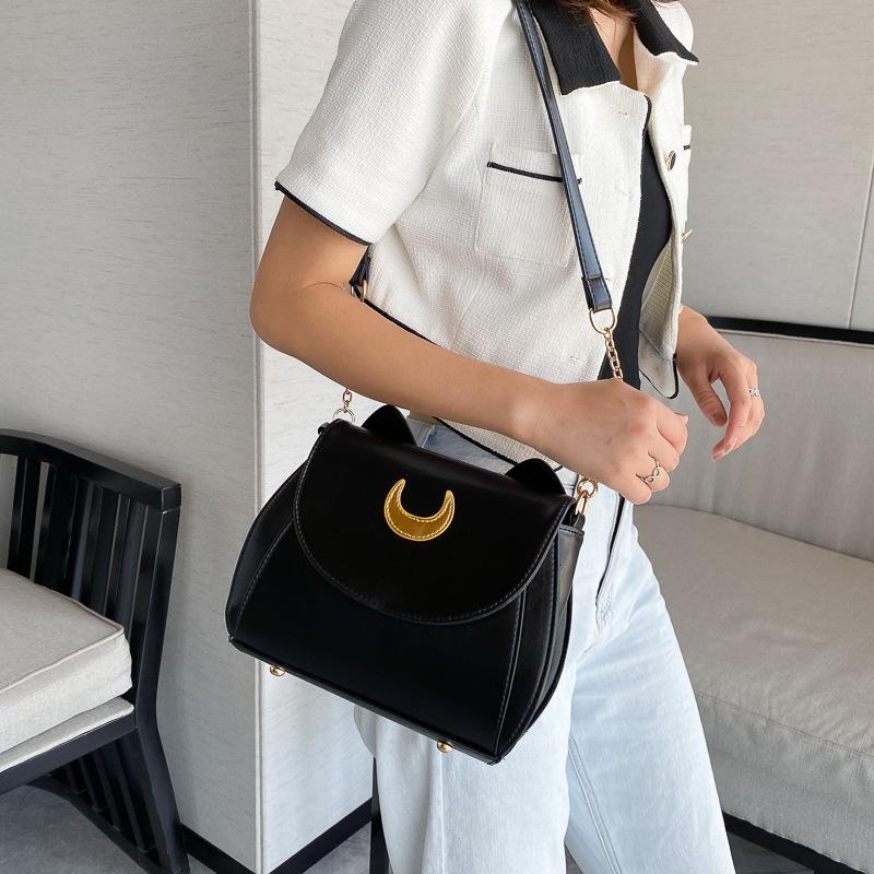 

2021 New Sailor Moon Ladies Handbag Black Cat Shape Chain Shoulder Bag PU Leather Women Messenger Crossbody Small Bag Hot