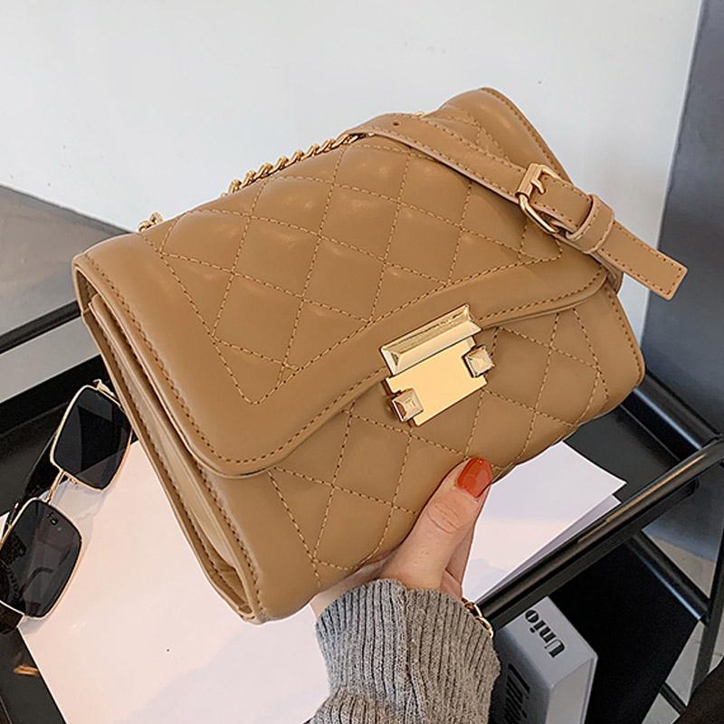 

Luxury Chain Crossbody Bags for Women 2021 Fashion PU Leather Handbags and Purses Female Travel Trending Shoulder Bag, Black