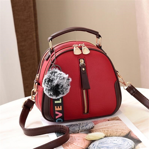

Small Square Pearl Hair Ball, Women's Mini Bag, Fashion Chain, Shoulder Bag.solid crossbody Q1110, Black