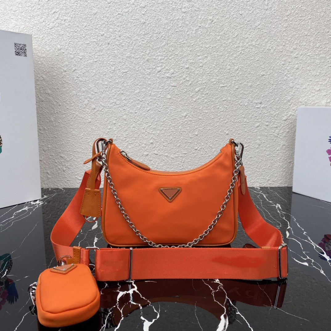 

Top quality lady Totes designer handbag Canvas Lady well-known Brand Messenger bag luxury inner compartment Zipper Port P