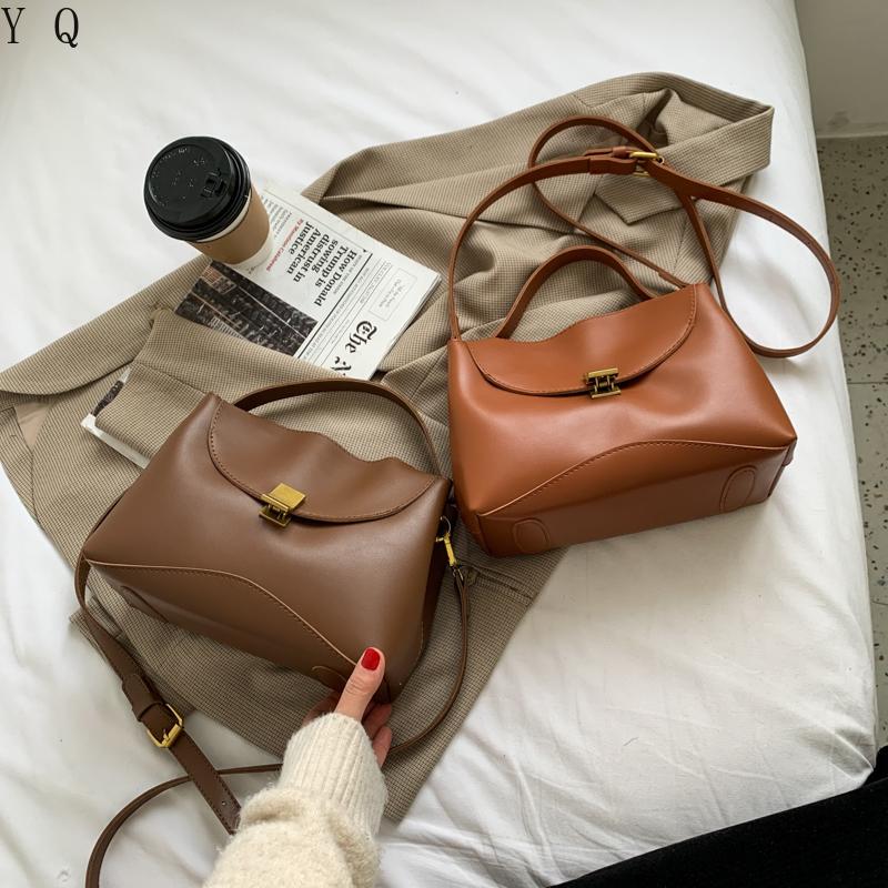 

Korean Style Big Bag New Trend Fashion Shoulder Messenger Female Bag High-end Sense Of All-match Single-shoulder Messenger, Black