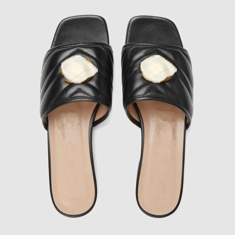 

2021 spring and summer latest women's wear brand sandal designer customized jelly color metal button fashion slipper flat heel series, Black