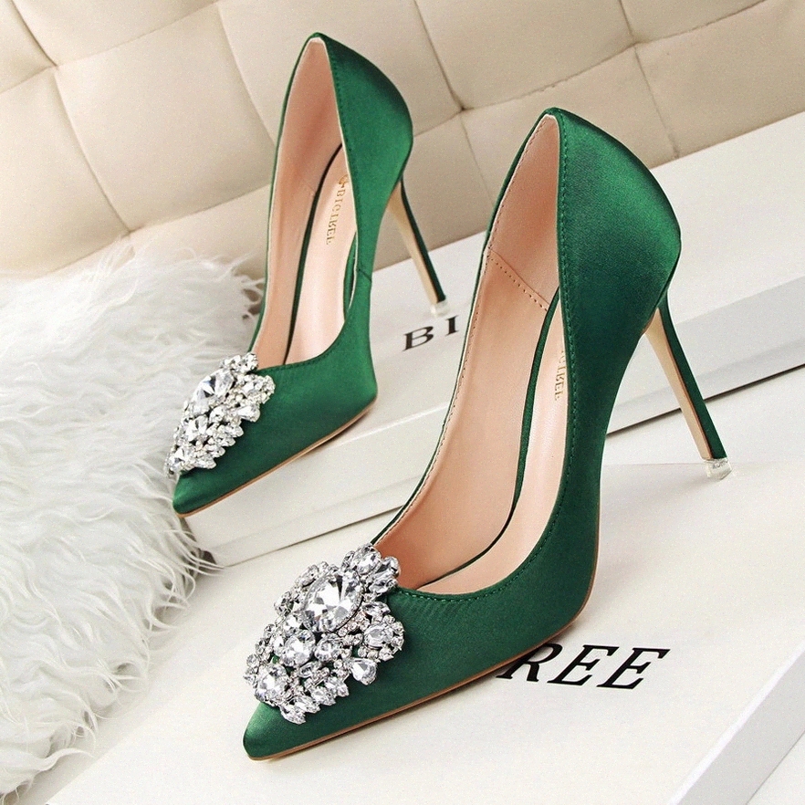 

Women Shoes Pointed Toe Women Pumps Crystal Solid Silk Shallow High Heels Sexy Shoes Women's Wedding Shoes #na7h