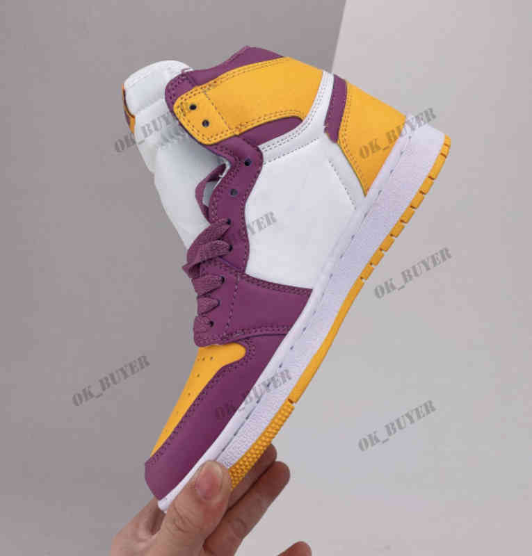 

2022 OG Jumpman 1 1s Mens Basketball Shoes Women High Element Black Particle Grey Dark Mocha Hyper Royal Brotherhood Fragment Trainers{category}, B37 mid grey pine green 36-46