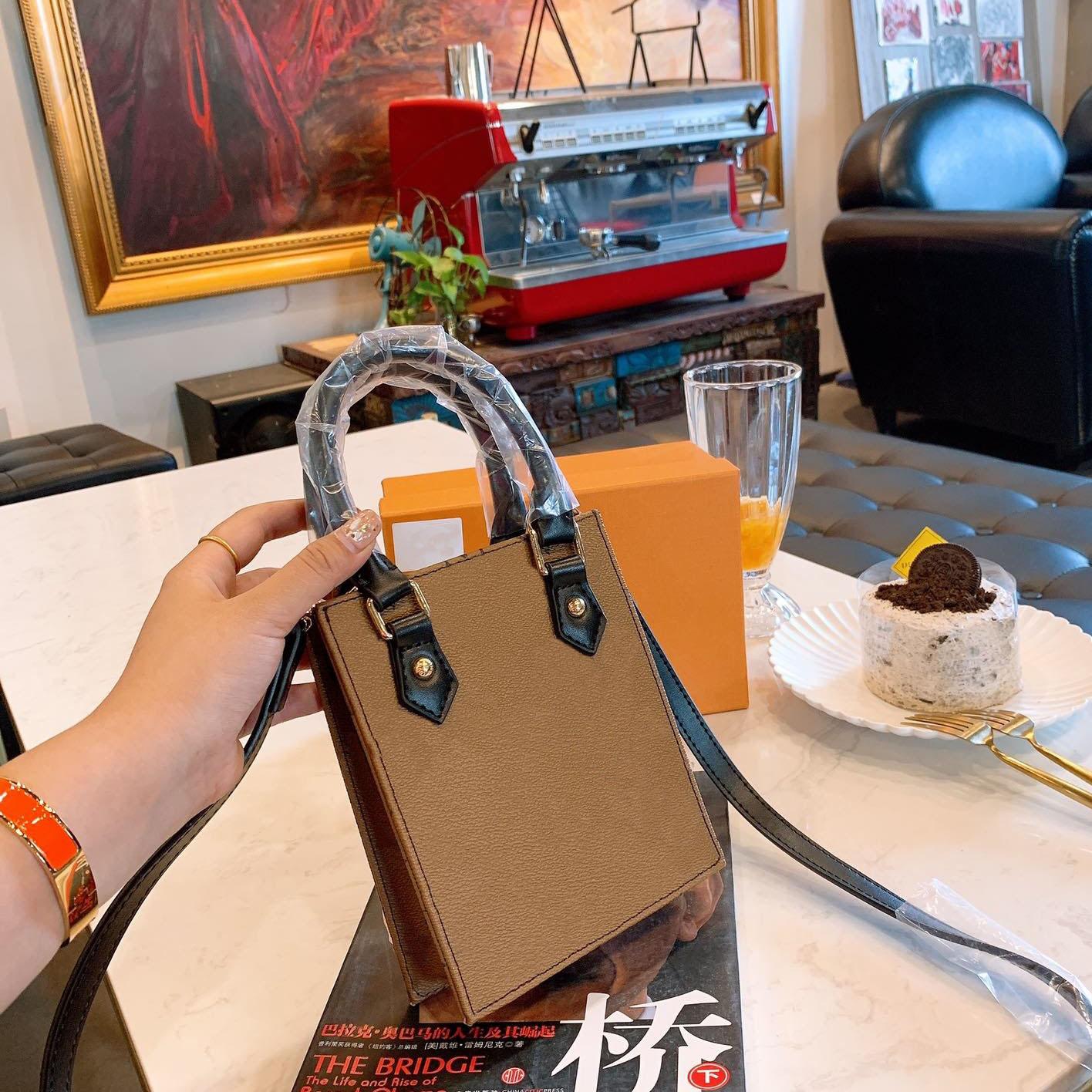

woman bag handbags purse come with box backpack flower totes 2021 best seling great price RG2042338, Price difference