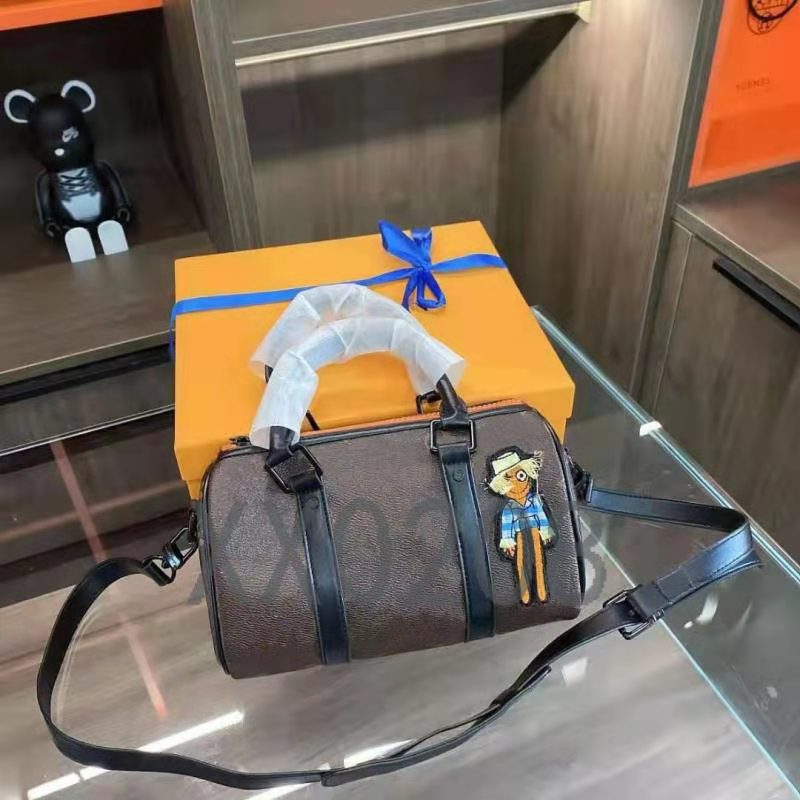 2021 high quality brand new women's handbag, diagonal bag and wallet, with high quality materials for small ticket delivery