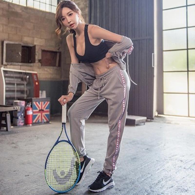

2020 New Woman yoga set Korean version of the workout clothes female yoga wear suit loose quick-drying running gym exercise1, Black