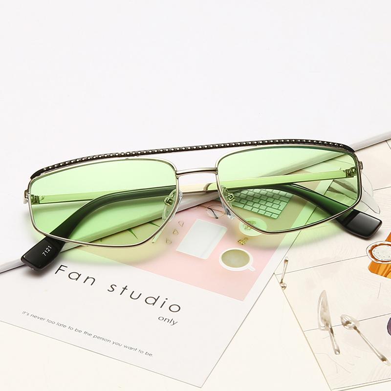 

Rectangle Sunglasses for Women Small Lens Sunglasses Classical Alloy Metal Frame Pilot Sun Glasses Men UV400 Shades for Women