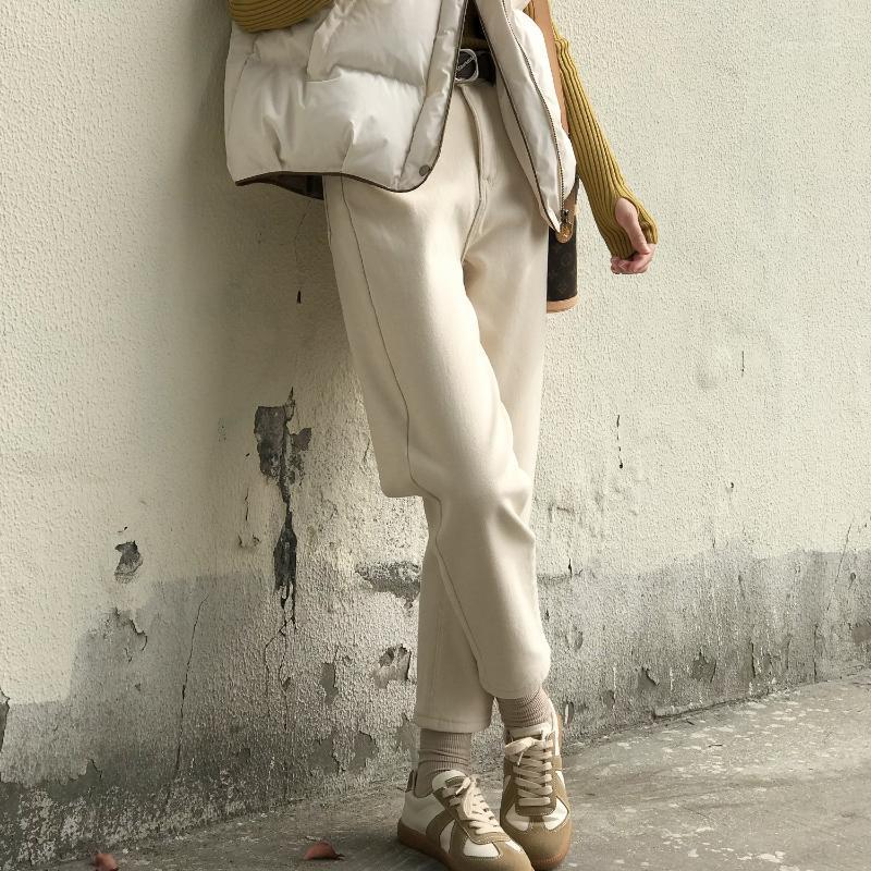 

2020 Winter New Fleece High Waist Jeans Women Ankle-Length Pants Straight Slim Torre White Pants1, Beige
