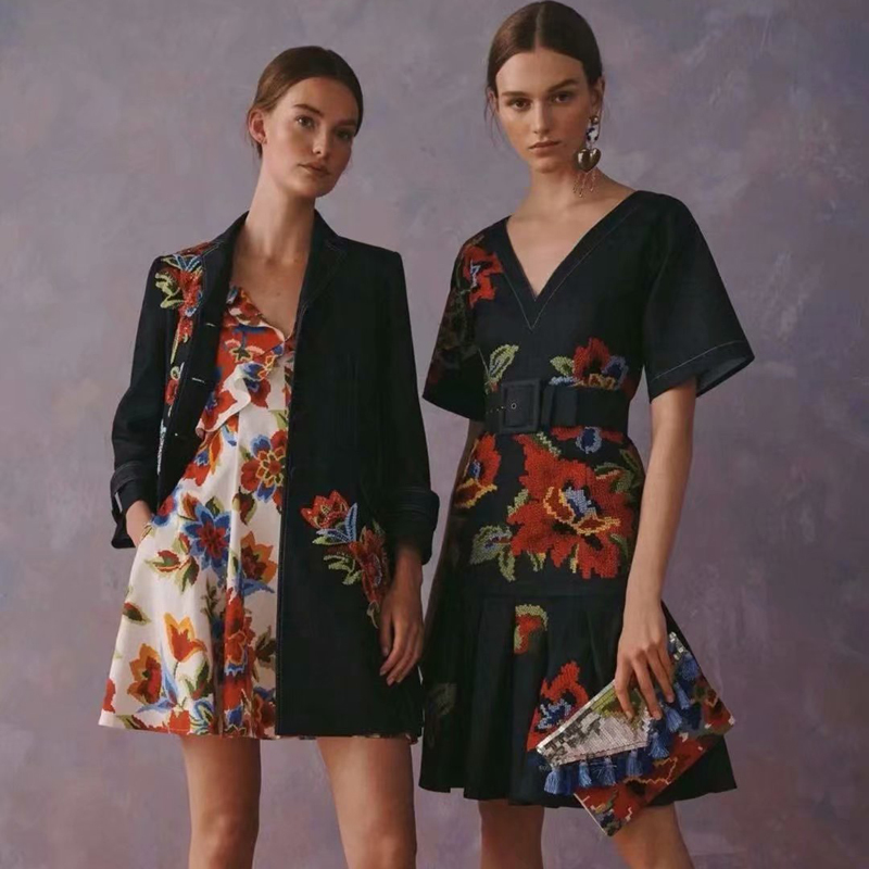 

Spring-summer 2021 Retro Ethnic Style Embroidered Sexy Flowers Short-sleeve Cleavage New Mini High-quality Dress of Thin Women Vulh, Multiple