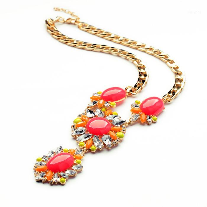 

Chokers Cute Luxury Color Shiny Gems Gorgeous Rhinestone Unique Women Gold Statement Necklace1
