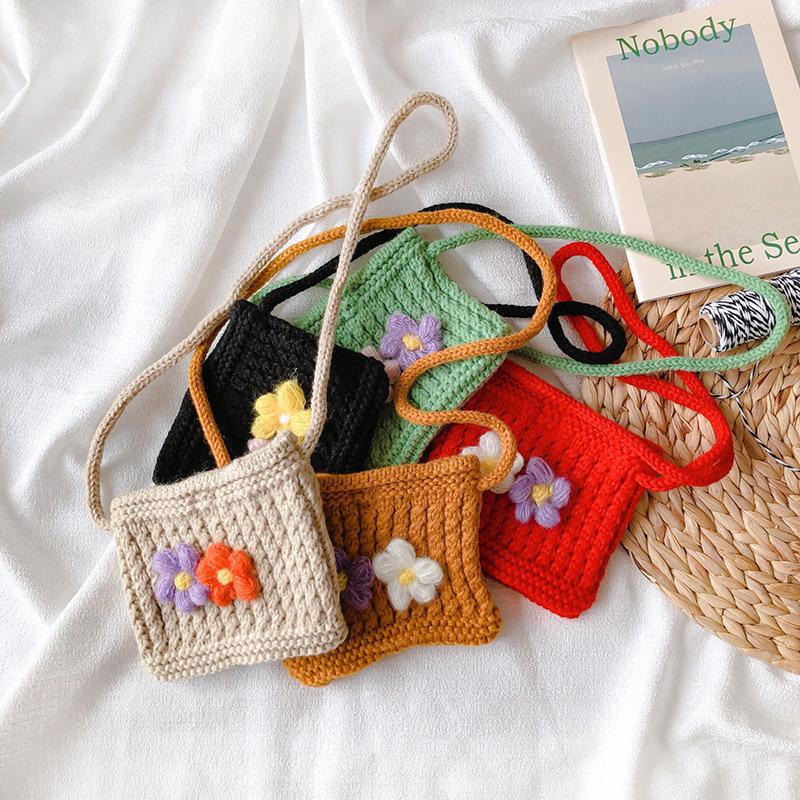 

2021 Lovely Children Girls Knitting Wool Small Flower Shoulder Crossbody Bags Mini Coin Purses Handbag Wallet Kids Satchel Bag, Black