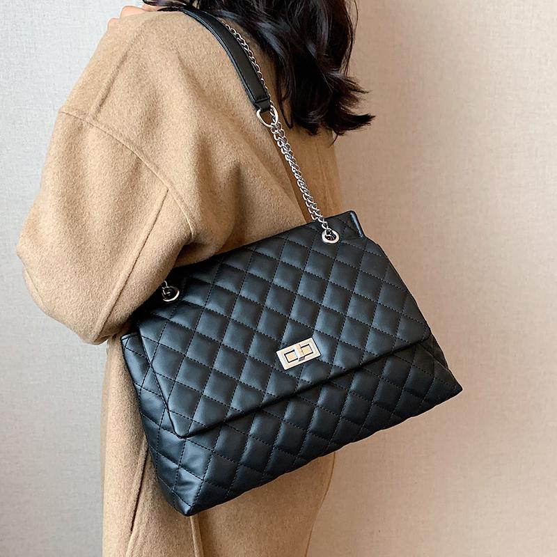 

Fashion Women Pu Leather Chain Shoulder Bag High Quality Large Capacity Handbags Messenger Bag Designer Crossbody Bags for Women, Black