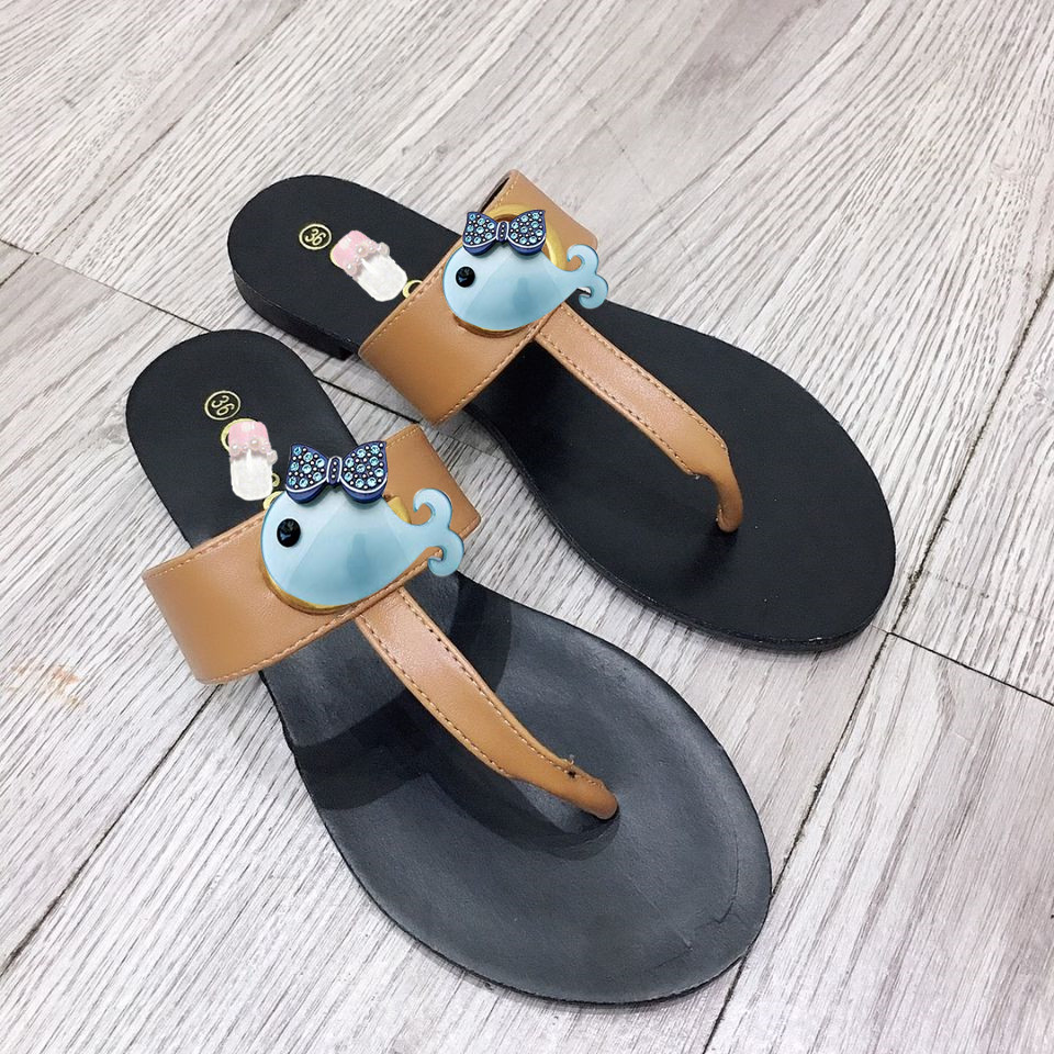 

2022 zz Light slippers European and American individual leisure women Sandal flip flops summer fashion leather non-slip soft bottom slippers., Black2