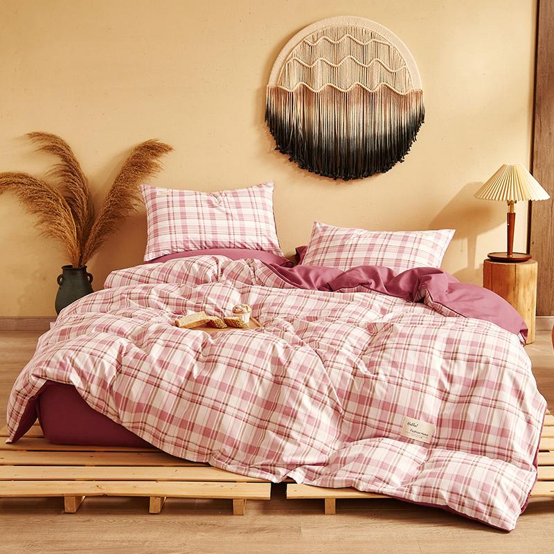 

4pcs Pink Plaid Bedding Set Printed Bed Sheet Flat Sheet Bed Skirt Spread Cover Quilt Cover King Queen  Size