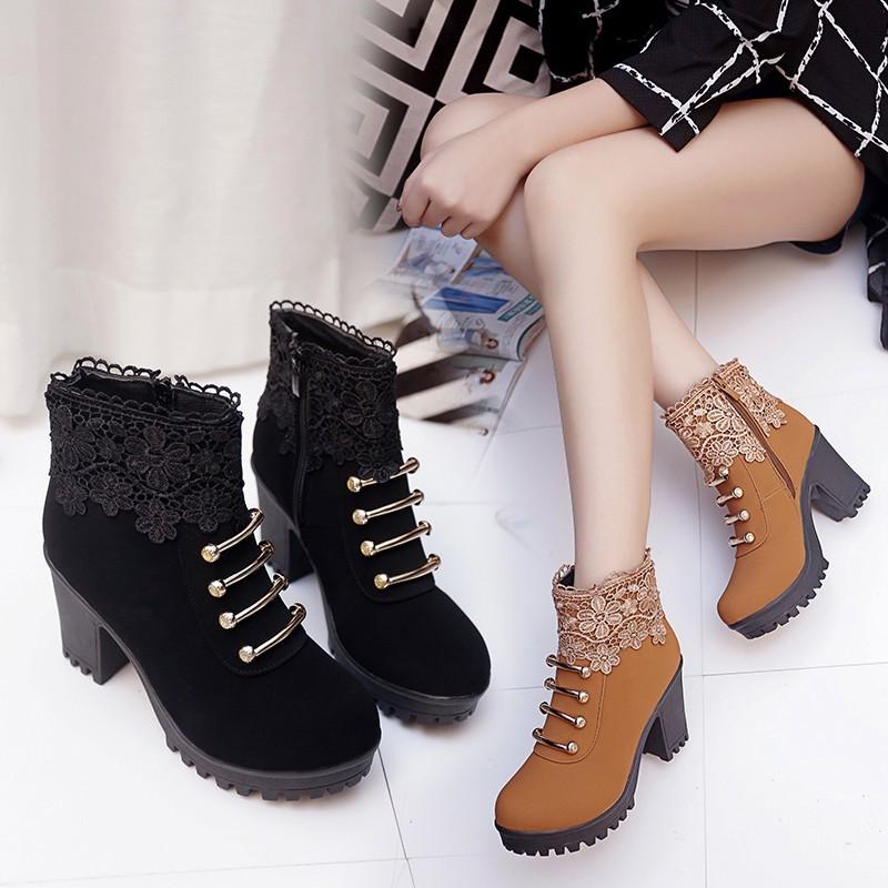

2020 Europe and the United States new boots comfortable coarse with stylish embroidered side zipper plus cotton heels, Black single