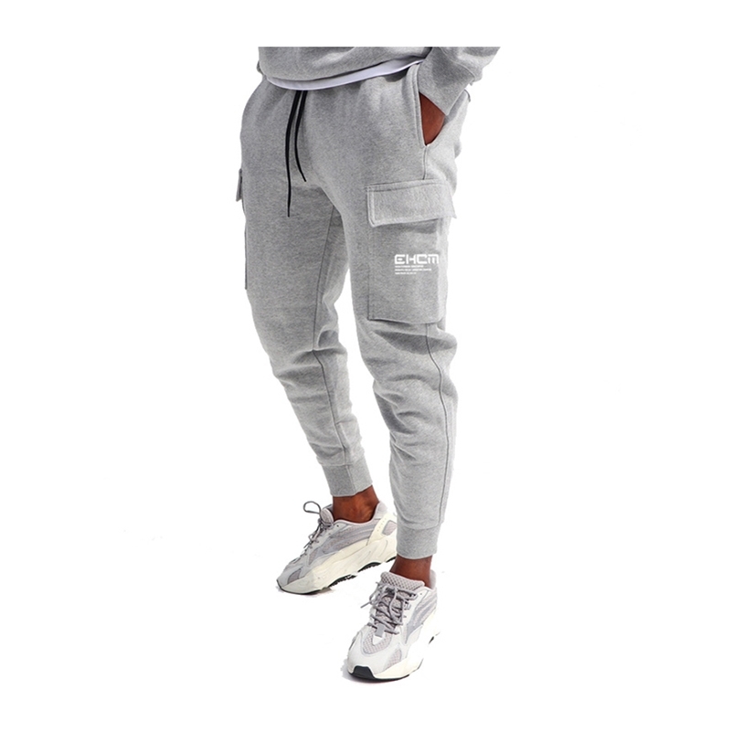 

Sport Men trousers Cotton Multiple pockets casual cargo sweatpants Men's Brand Letter Print joggers fitness pants Plus size 3XL 201130, Black