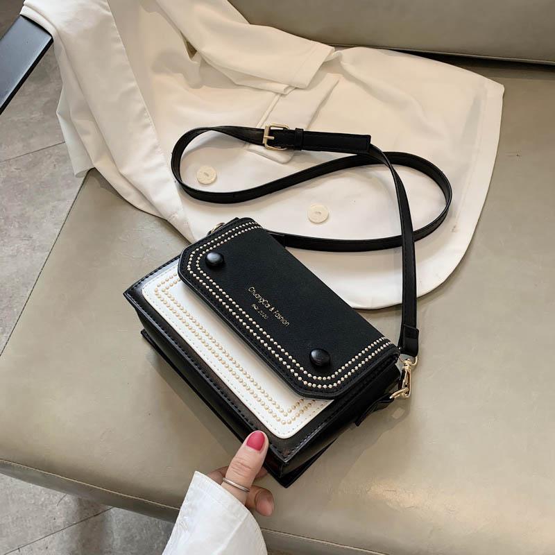 

Fashion shoulder bag ladies messenger bag casual small matte face female hit color ladies mobile phone, Black
