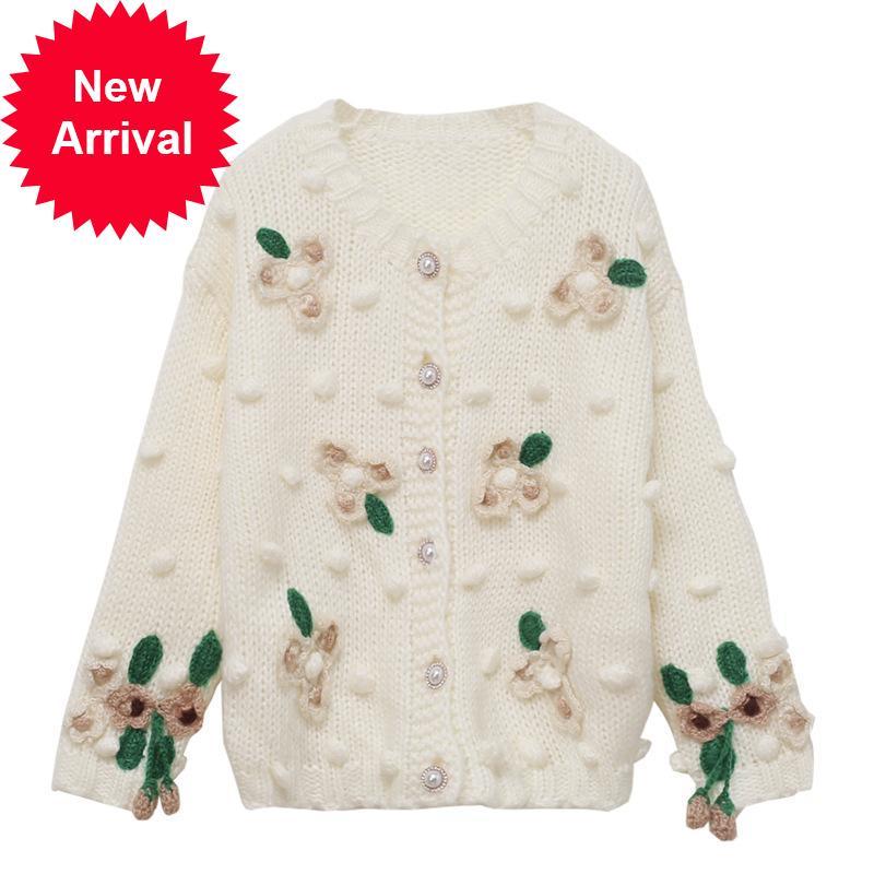 

2021 New Autumn Winter Runway New Luxury Flower Chic Sweet Female Temperament Warm Knitted Coat T62y, Beige