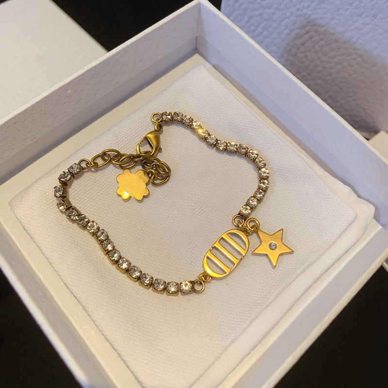 

Luxurys Jewelry Star Designers Bracelet Women Titanium Steel Braceletes Fashion Best friend Girlfriend Gift Temperament high quality good nice