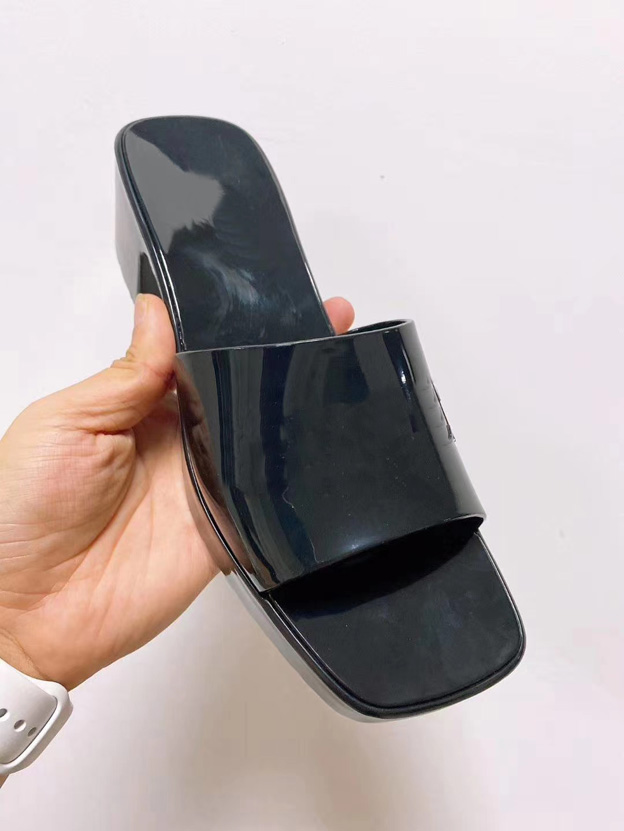 

Wholesale high quality GULIKI women's slippers! Fashion jelly high heel sexy slippers summer beach shoes Luxury Designer Sandals Size 35-40, Black