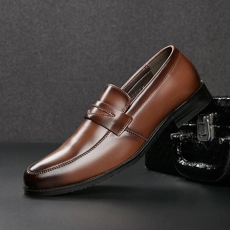 

genuine Leather Men Loafers Shoes Black cow Leather Mens Shoes Slip On Wingtip Wedding Party Dress Shoes fashion moccasins #618I